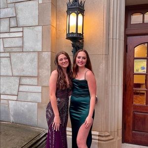 Meet your Posher, Caroline